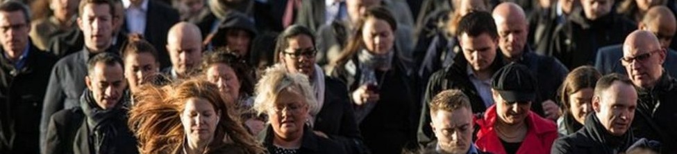 [Writing Task 1 - Table] The table below shows the percentage of men and women working in different employment sectors in 1990, 2000 and 2010.